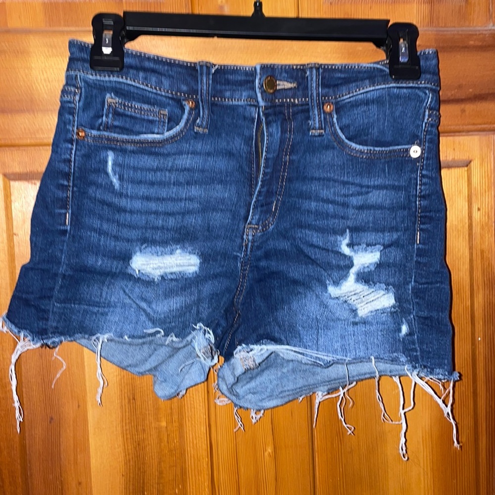Universal threads distressed high rise midi Jean shorts